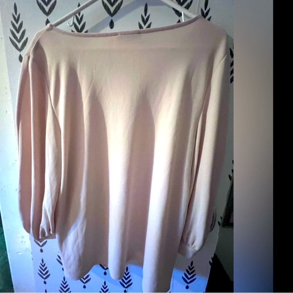 Large women’s pink Calvin Klein blouse